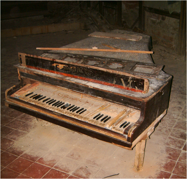 Neglected Piano